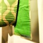 Obi giapponese in seta verde con decorazione stampata onde oro