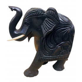 Elefante in legno dello Sri Lanka